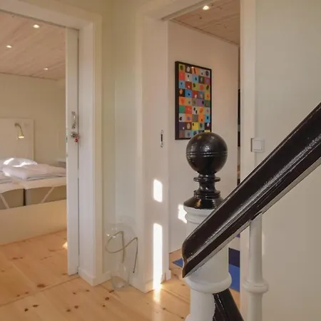 Three-bedroom In Apartment